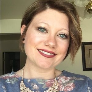 Meet your Posher, Amy